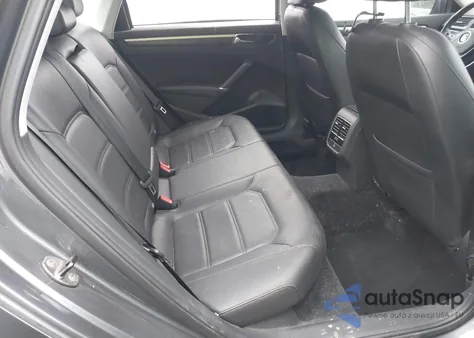 2017 Volkswagen Passat 1.8T Se from USA, damaged, VIN 1VWBT7A31HC036479